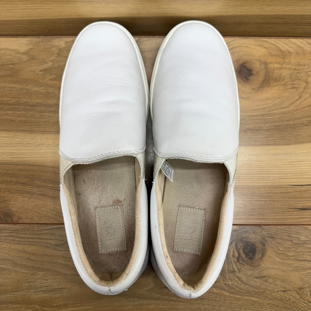 UGG‎ Kitlyn Leather Sneakers Womens 8 White Low Top Slip On flats Minimalist - Picture 8 of 11